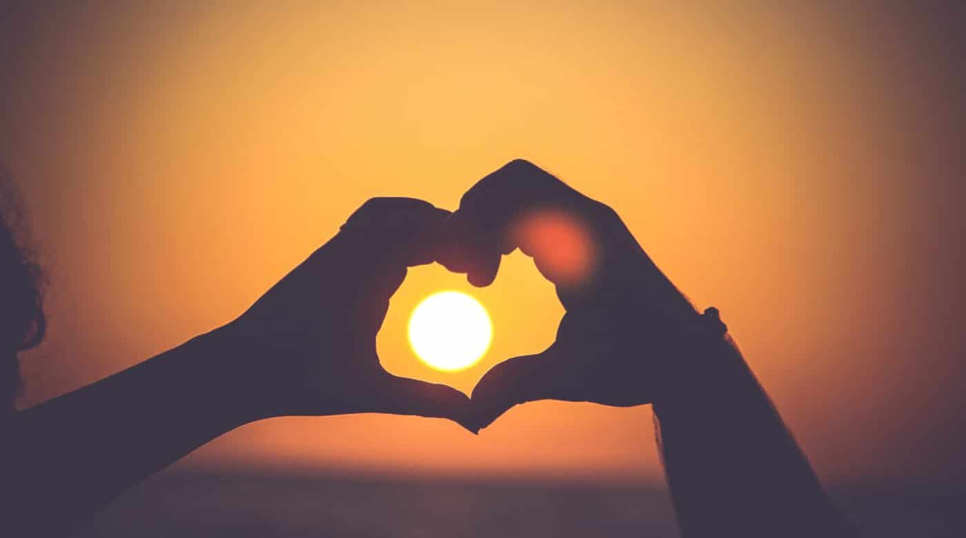 wij houden van de zon we love the sun